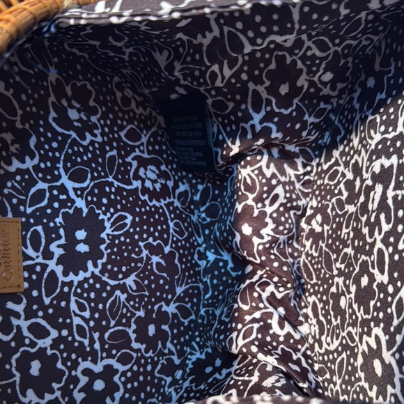 Urban Outfitters Brown Crossbody Bag with Woven Design - Picture 6 of 11